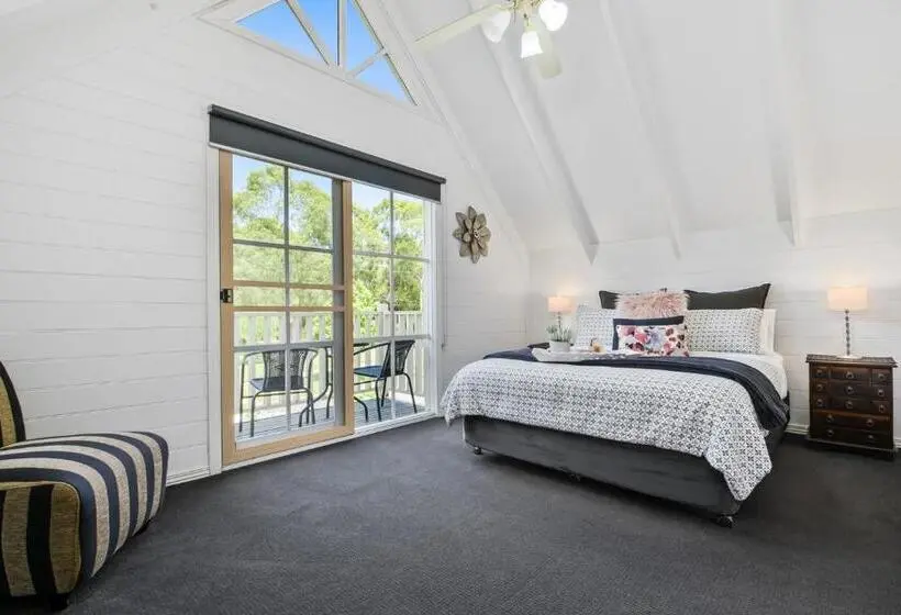 استودیوی لوکس, Creek Cottage Bed And Breakfast Traralgon