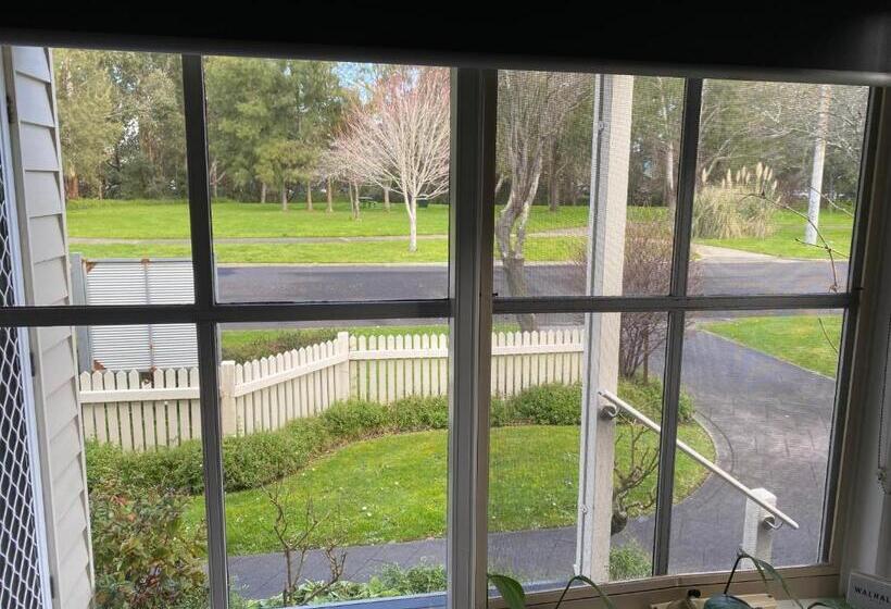 اتاق استاندارد, Creek Cottage Bed And Breakfast Traralgon