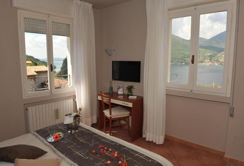 Comfort room with lake view, Bellavista Meublè