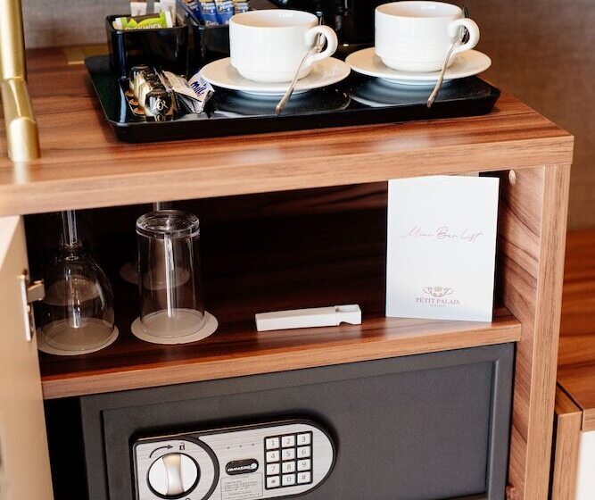 스탠다드 룸, Petit Palais Platres Boutique