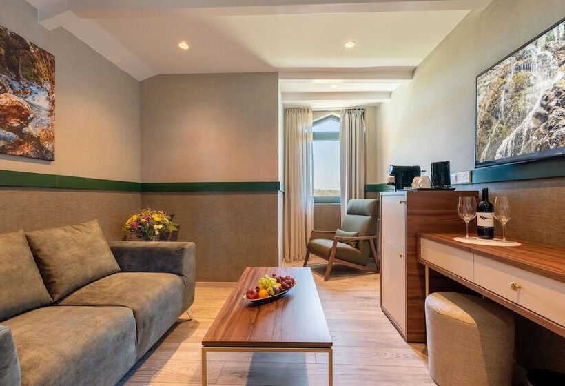 침실 2개 스위트, Petit Palais Platres Boutique