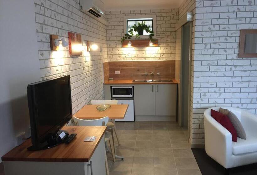 Номер Стандарт, Culcairn Motor Inn