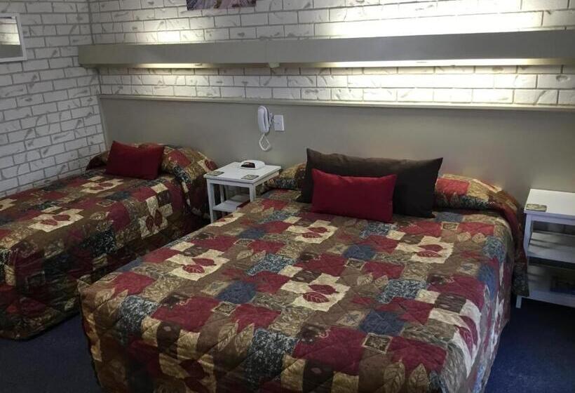 Номер Стандарт, Culcairn Motor Inn