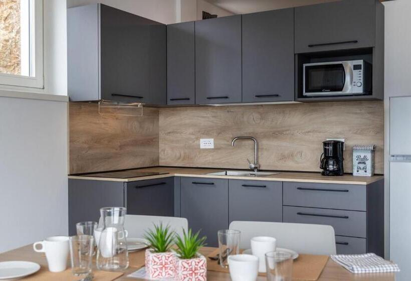 2 Bedrooms Apartment Lake View, Residence Solei Classic & Plus