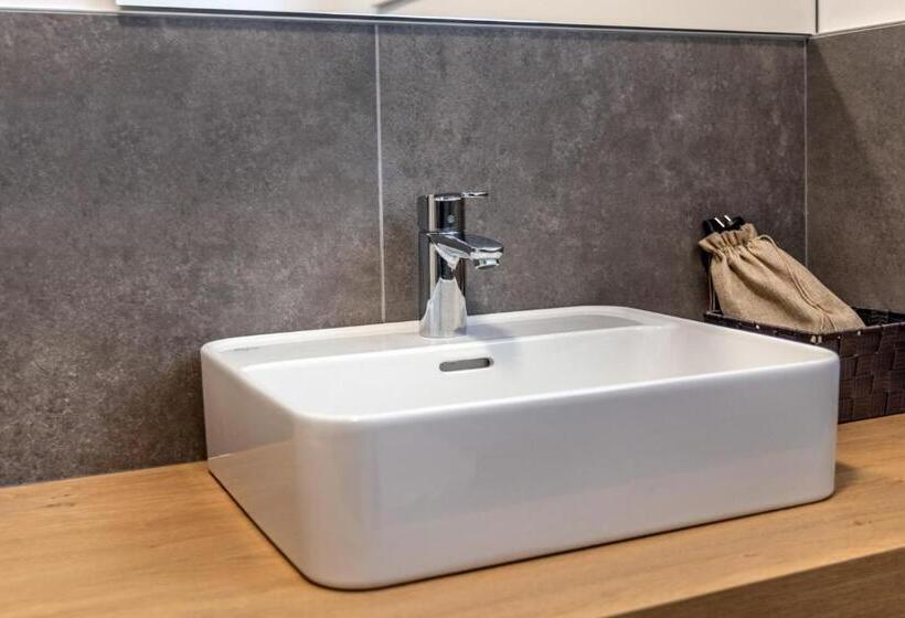 2 Bedrooms Apartment Lake View, Residence Solei Classic & Plus