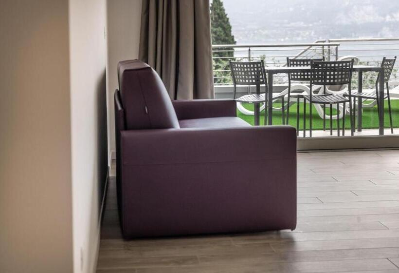 2 Bedrooms Apartment Lake View, Residence Solei Classic & Plus