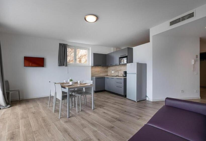 2 Bedrooms Apartment Lake View, Residence Solei Classic & Plus