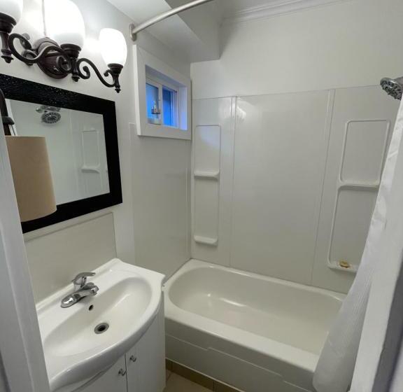 Deluxe Studio, Sunset Motel