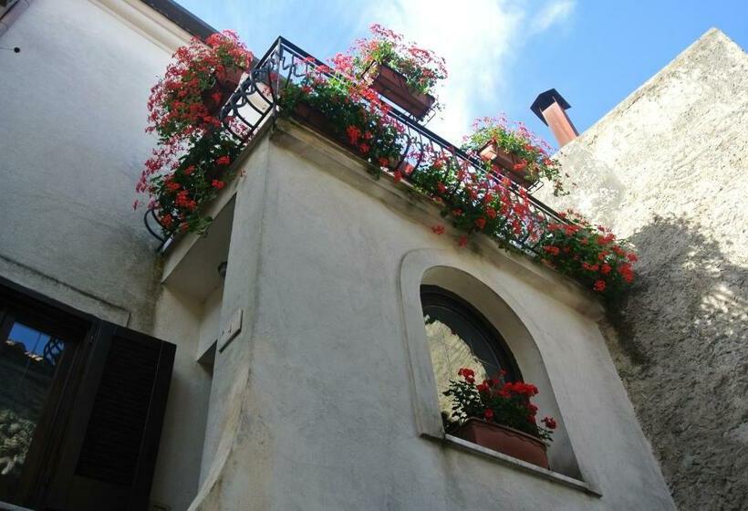 דירת חדר, B&b Casa Antonia