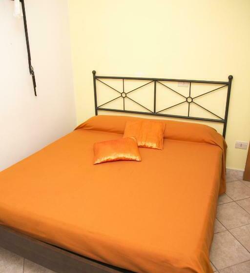 דירת חדר, B&b Casa Antonia