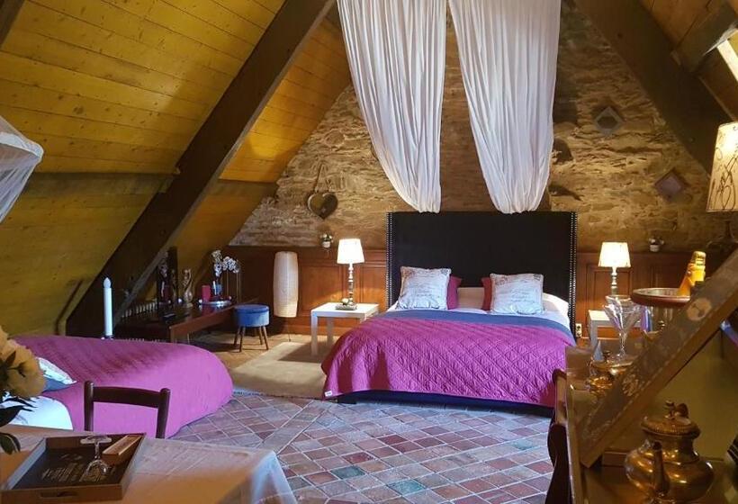 4인용 스탠다드 룸, Le Café Du Village   Bar à Cocktails & à Ambiance