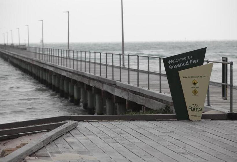 小室, Sea Salt Bnb