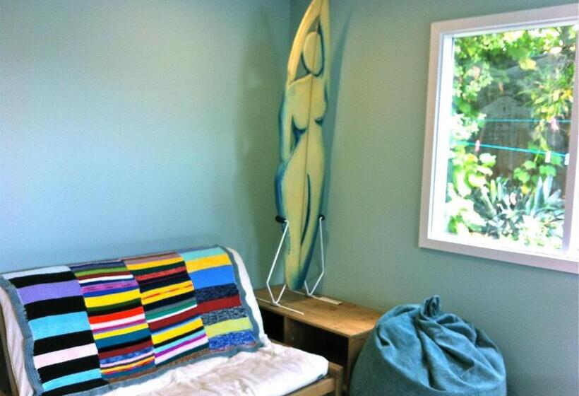 小室, Sea Salt Bnb