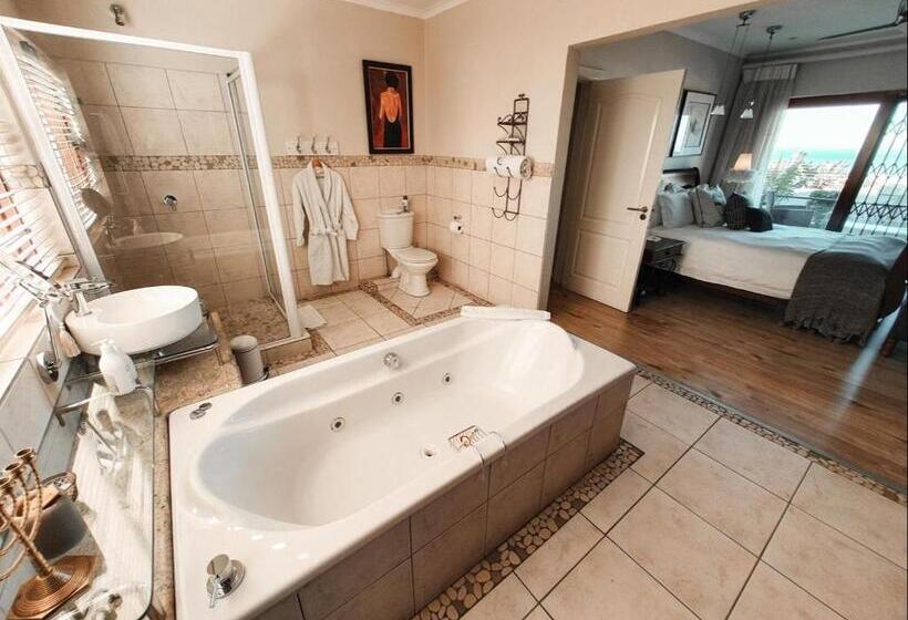 豪华海景房带阳台, Blue View B&b