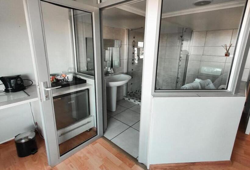 带海景的标准房, Blue View B&b