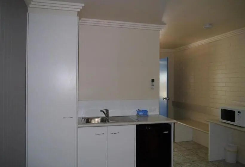 スタンダードルーム, Emu Park Motel