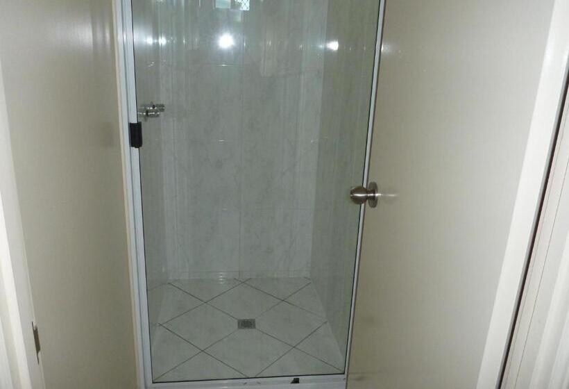 家庭套房, Emu Park Motel