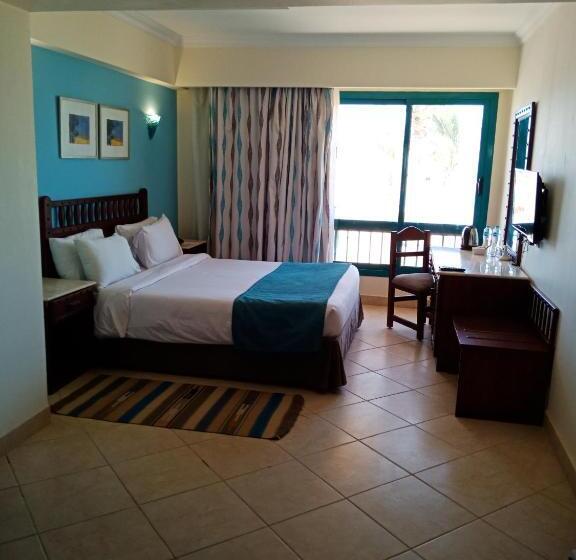 اتاق یک تخته با چشم‌انداز باغ, Green Sudr Resort