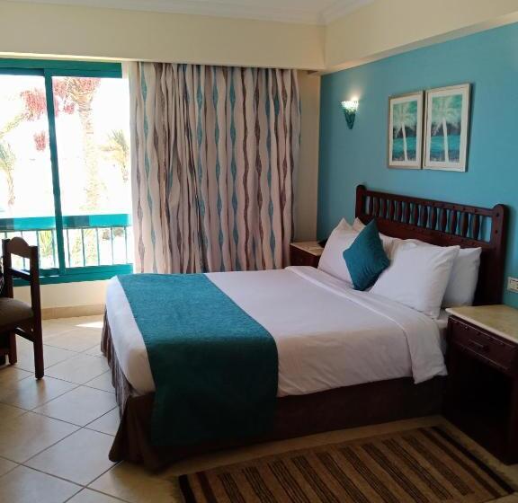 اتاق یک تخته با چشمانداز باغ, Green Sudr Resort