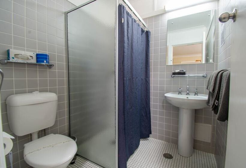 Номер Стандарт, Gundagai Motel