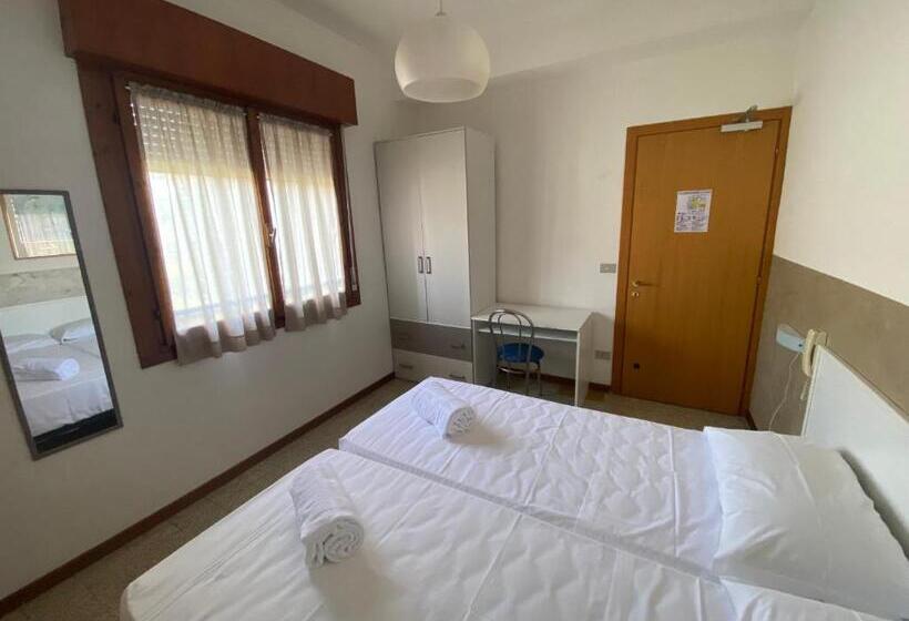 Номер Economy, Villa Garda