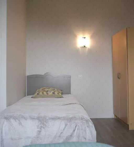 Standard Kolmen Hengen Huone Jaettu kylpyhuone, Pension De Kerioual