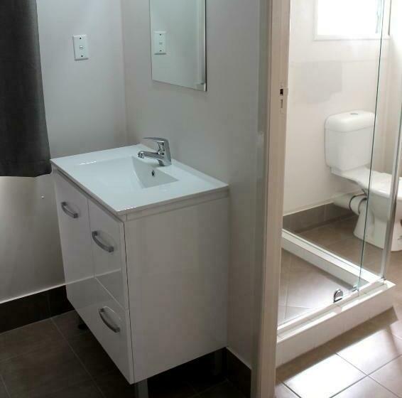 اتاق استاندارد, Motel 707