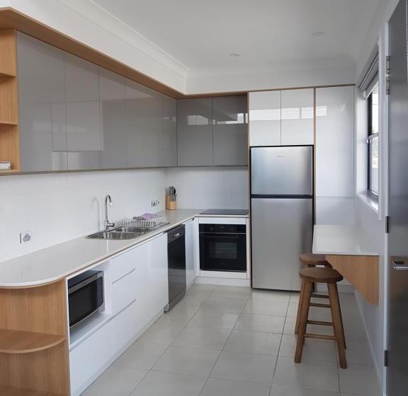 침실 2개 아파트, Athena Studio Units