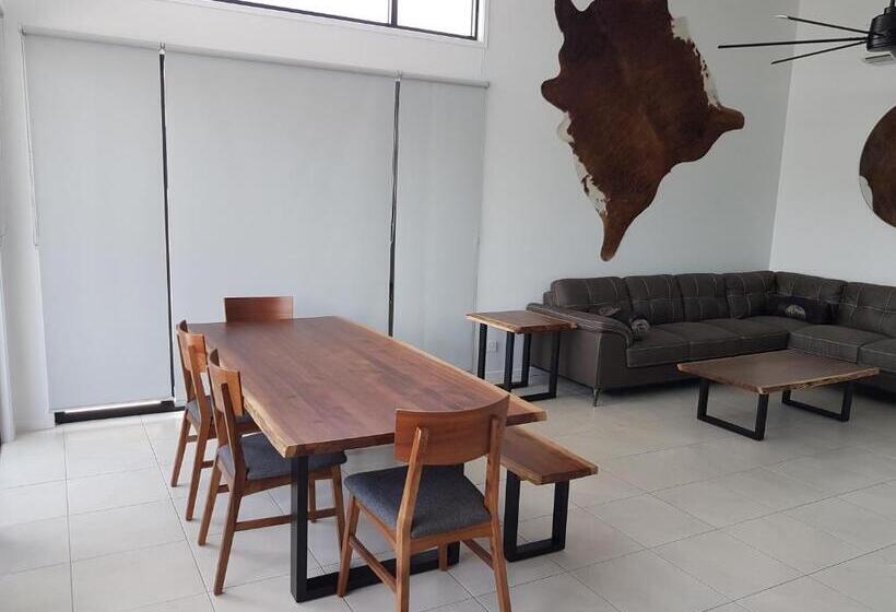 آپارتمان 2 خوابه, Athena Studio Units