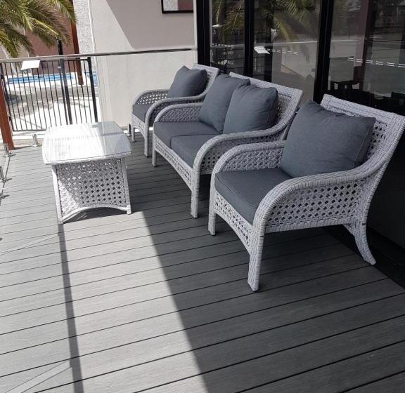 آپارتمان 2 خوابه, Athena Studio Units