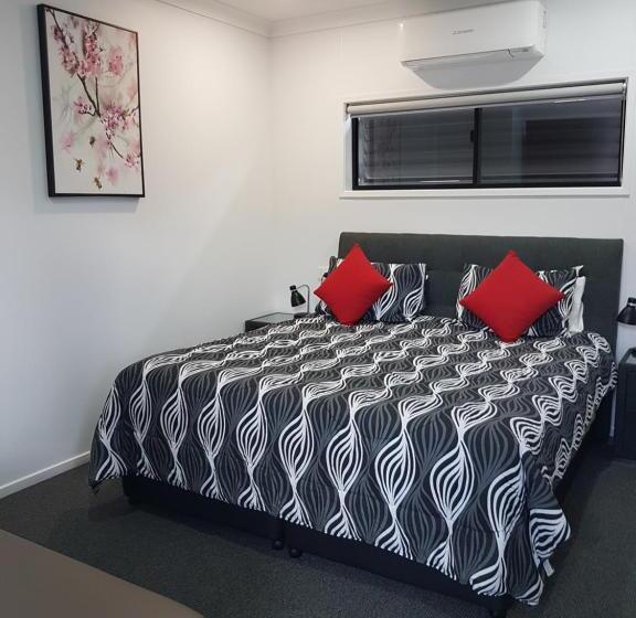 آپارتمان 3 خوابه, Athena Studio Units