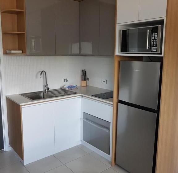 آپارتمان 3 خوابه, Athena Studio Units