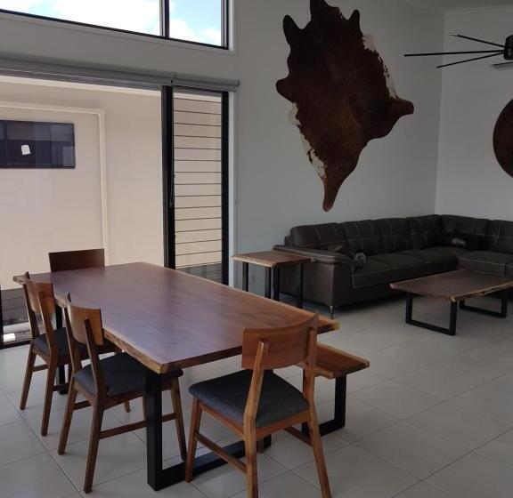 آپارتمان 2 خوابه, Athena Studio Units