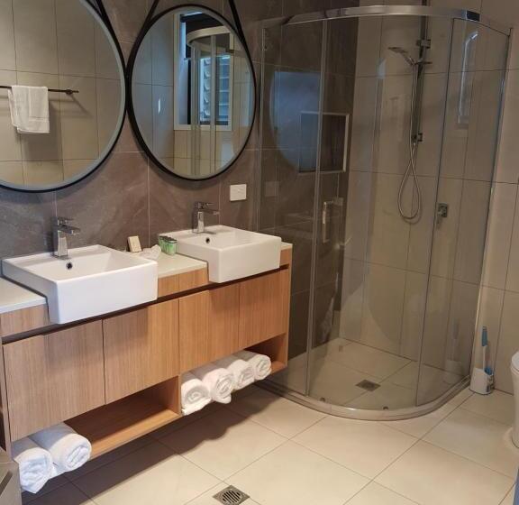 침실 2개 아파트, Athena Studio Units