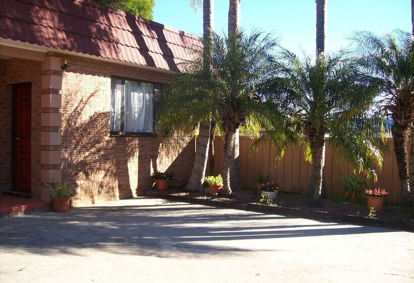 חדר משפחתי, Bulahdelah Motor Lodge