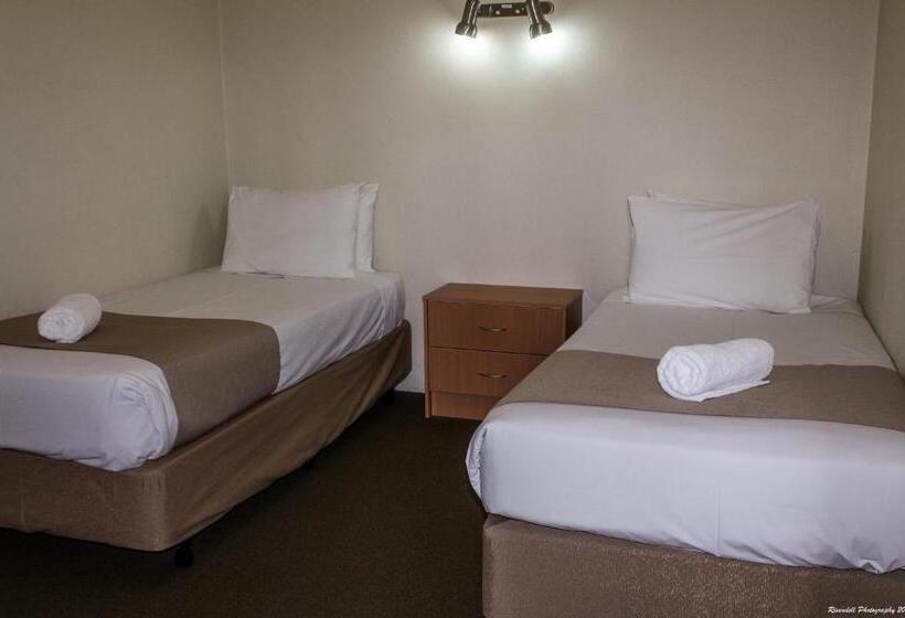 クイーンサイズベッドのスタンダードルーム, Motel Riverina