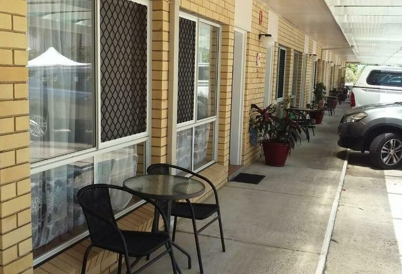 Семейный Номер, Nambour Central Motel
