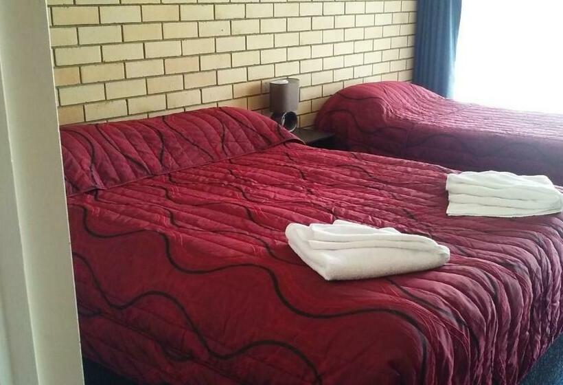 Номер Стандарт, Nambour Central Motel