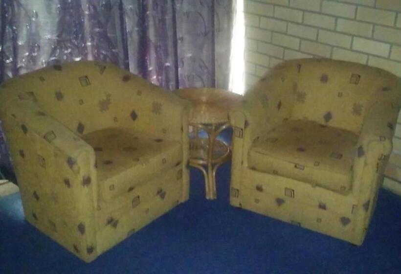 Номер Стандарт, Nambour Central Motel