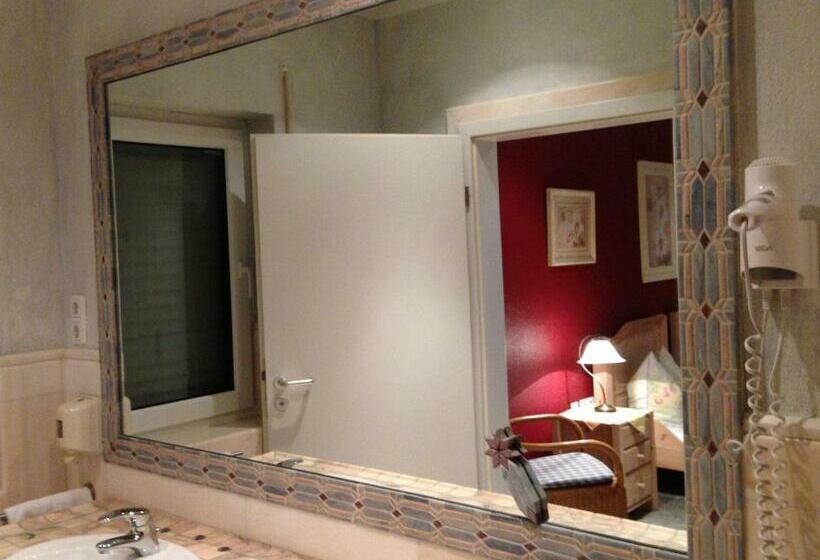 Номер Стандарт, La Lanterna