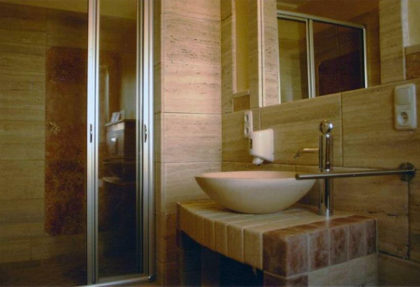 Номер Стандарт, La Lanterna