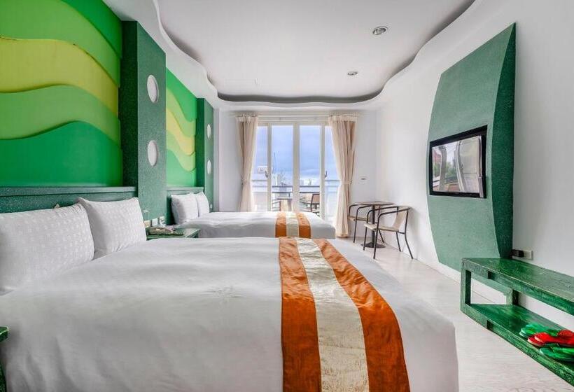 اتاق سوپریور چهار تخته, Wei Yuan