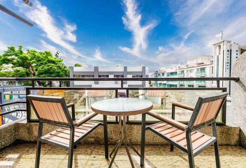 اتاق سوپریور چهار تخته, Wei Yuan