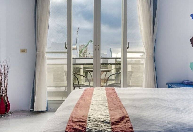 اتاق سوپریور, Wei Yuan