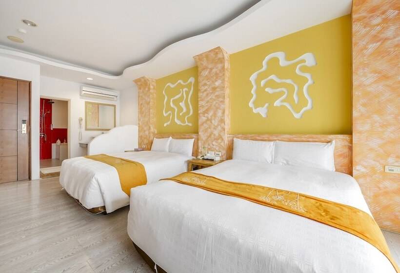 اتاق سوپریور چهار تخته, Wei Yuan