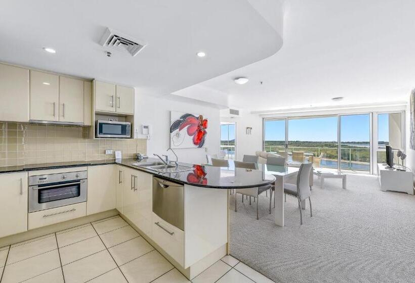 2 Bedroom Apartment with Views, The Duporth Riverside