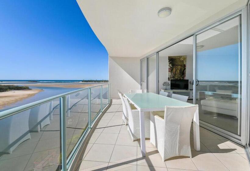 2 Bedroom Premium Apartment with Views, The Duporth Riverside