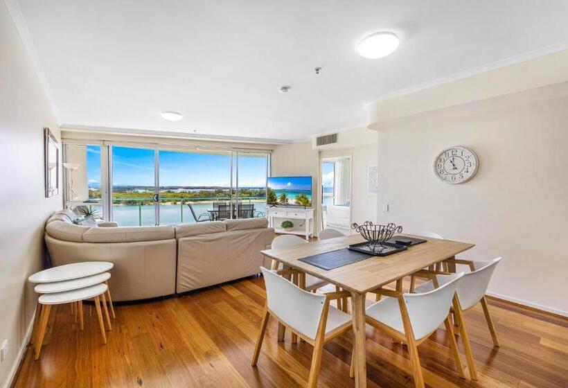 2 Bedroom Premium Apartment with Views, The Duporth Riverside