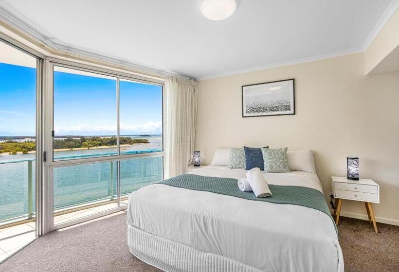 2 Bedroom Premium Apartment with Views, The Duporth Riverside