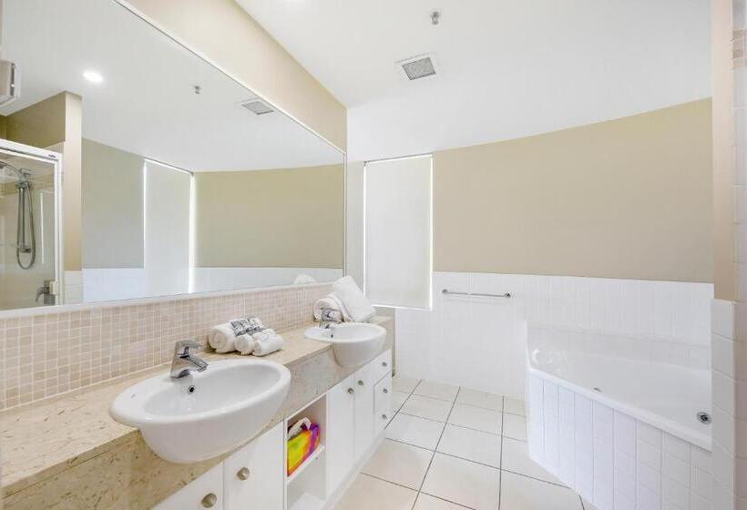 آپارتمان 3 خوابه با چشمانداز دریا, The Duporth Riverside